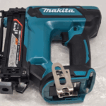 makita マキタ 18V 充電式タッカ J線/4mm ST421D 18V充電式