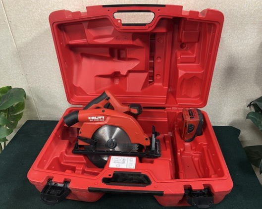 HILTI / ヒルティ 充電式木工用丸鋸 SC70W-A22 バッテリー