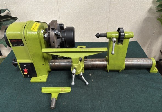 ナカトミ産業 HOMETOOL WT-300 卓上木工旋盤